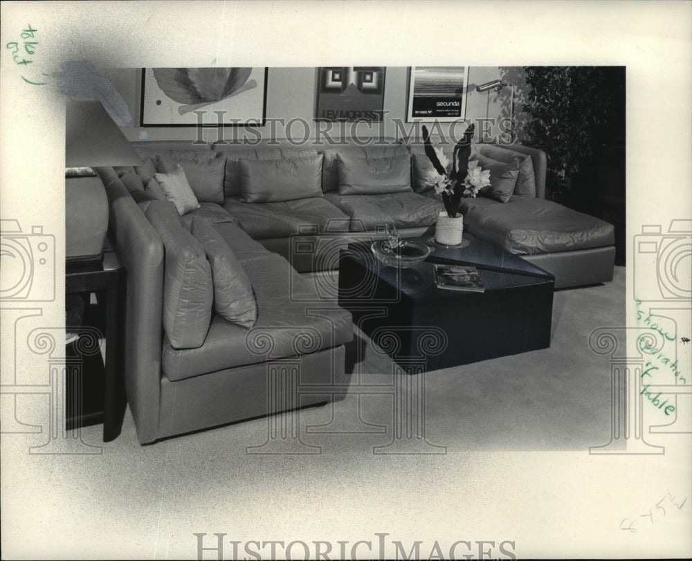 1983 Press Photo Parachute Cloth Contemporary Sectional from Swaim Furniture- Historic Images