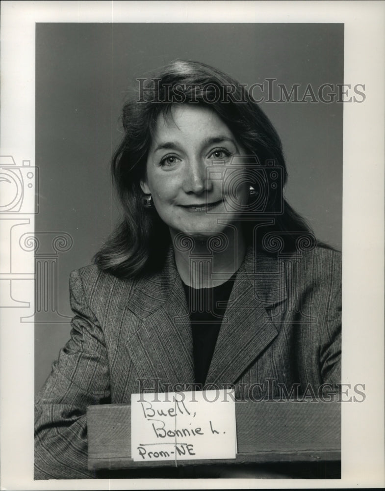 1988 Press Photo Bonnie L. Buell, Sentinel Employee - Historic Images