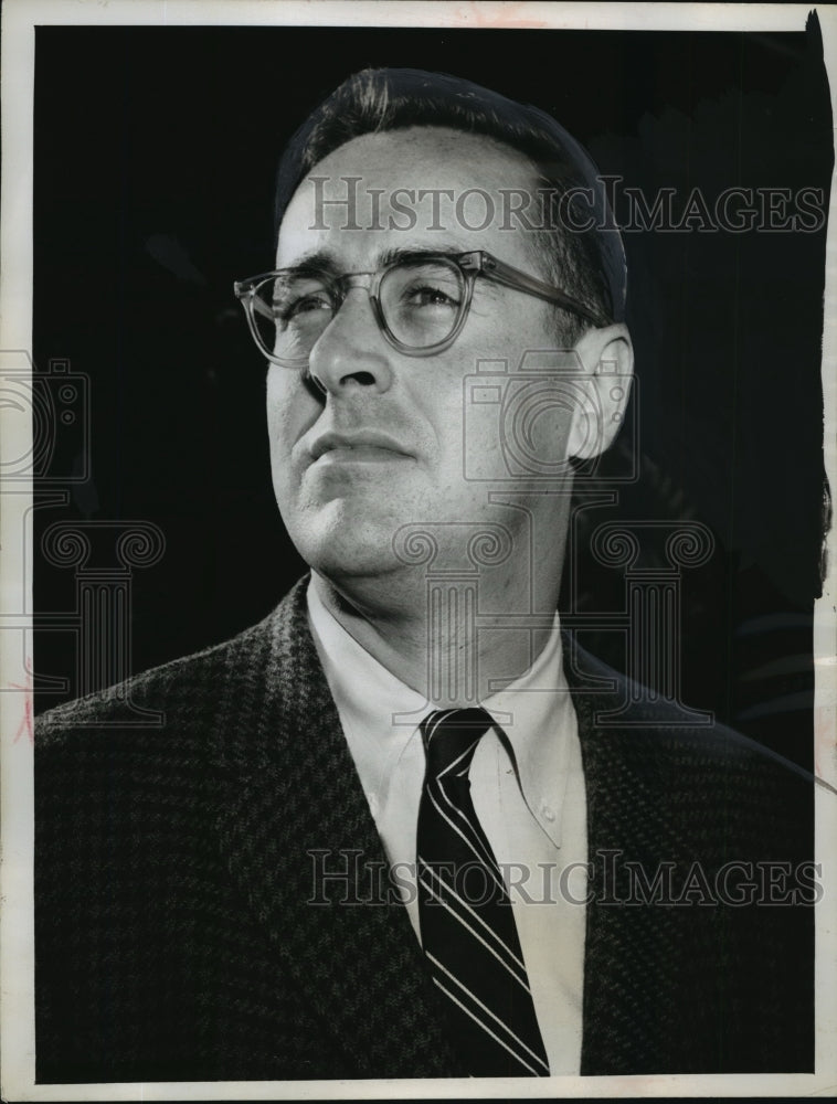 1956 Press Photo Newsman John Chancellor of NBC News - mja61422