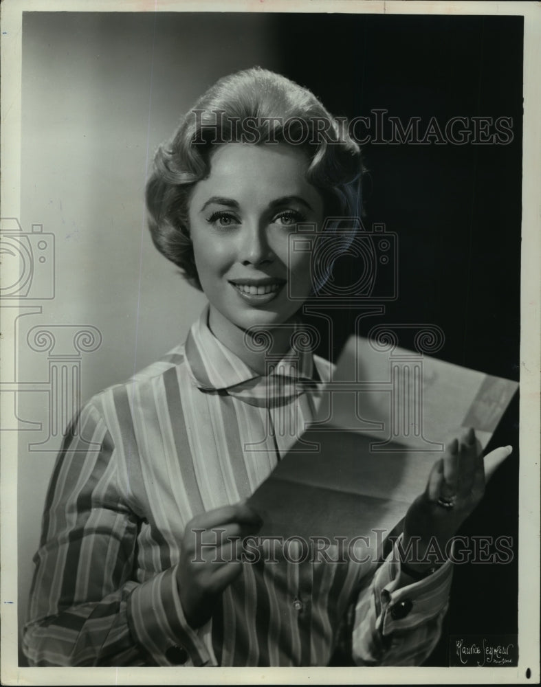 1966 Press Photo Dr. Joyce Brothers, Psychologist and Columnist- Historic Images