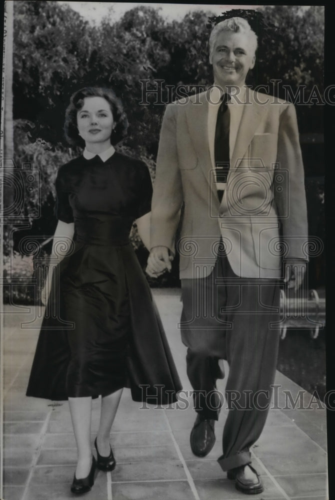 1958 Press Photo Wanda Hendrix gives up career to marry James Langford Stack- Historic Images