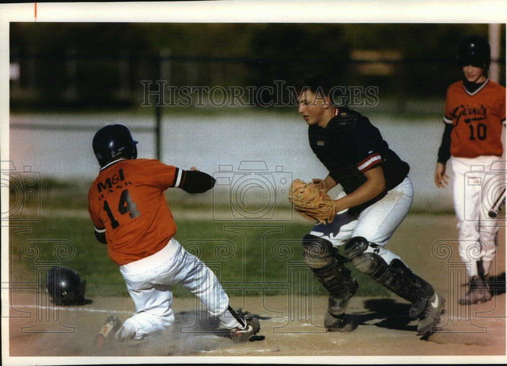 1994 Press Photo Giants Player Rick McCormik Playing Against the Braves- Historic Images