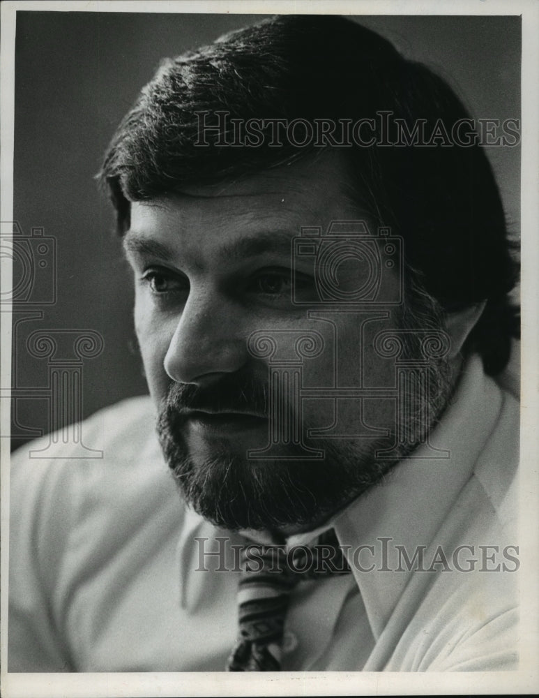 1975 Press Photo Richard Budelman, Mayor Maier Consultant - Historic Images