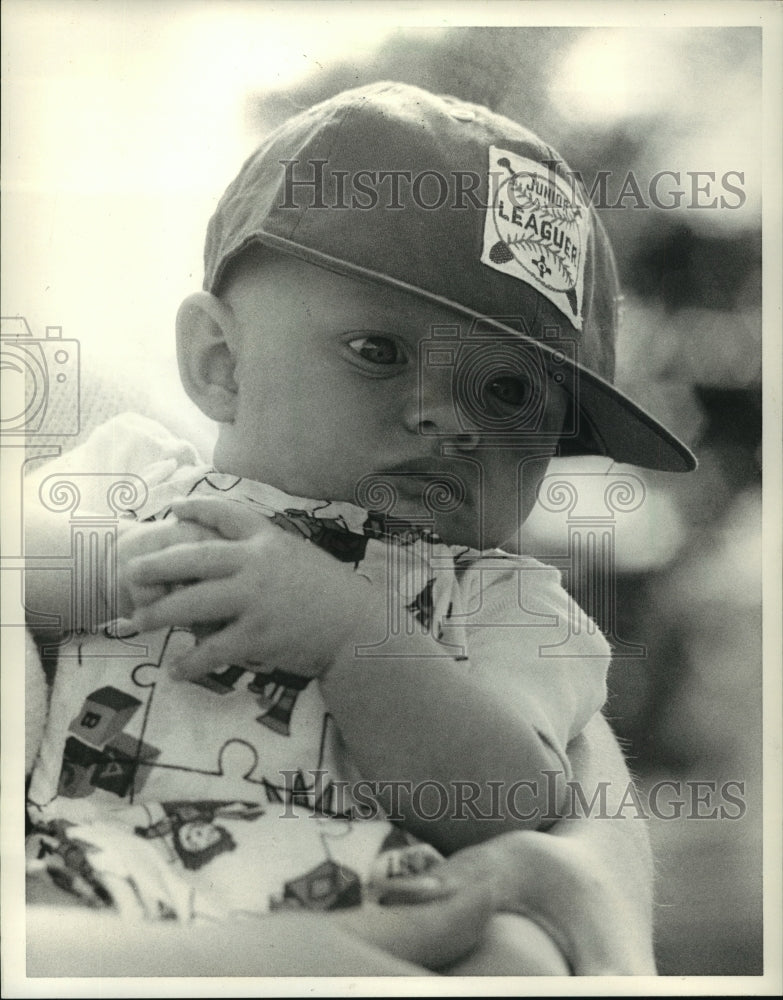 1984 Press Photo Baby at Trempealeau-Galesville Little League Game- Historic Images