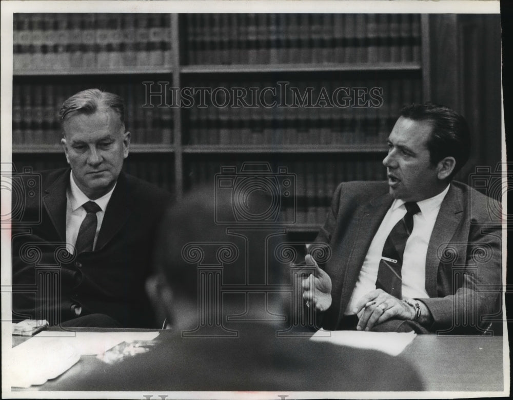 1968 Press Photo George Bowman, John Foley, George Frohmader at Childrens Court- Historic Images