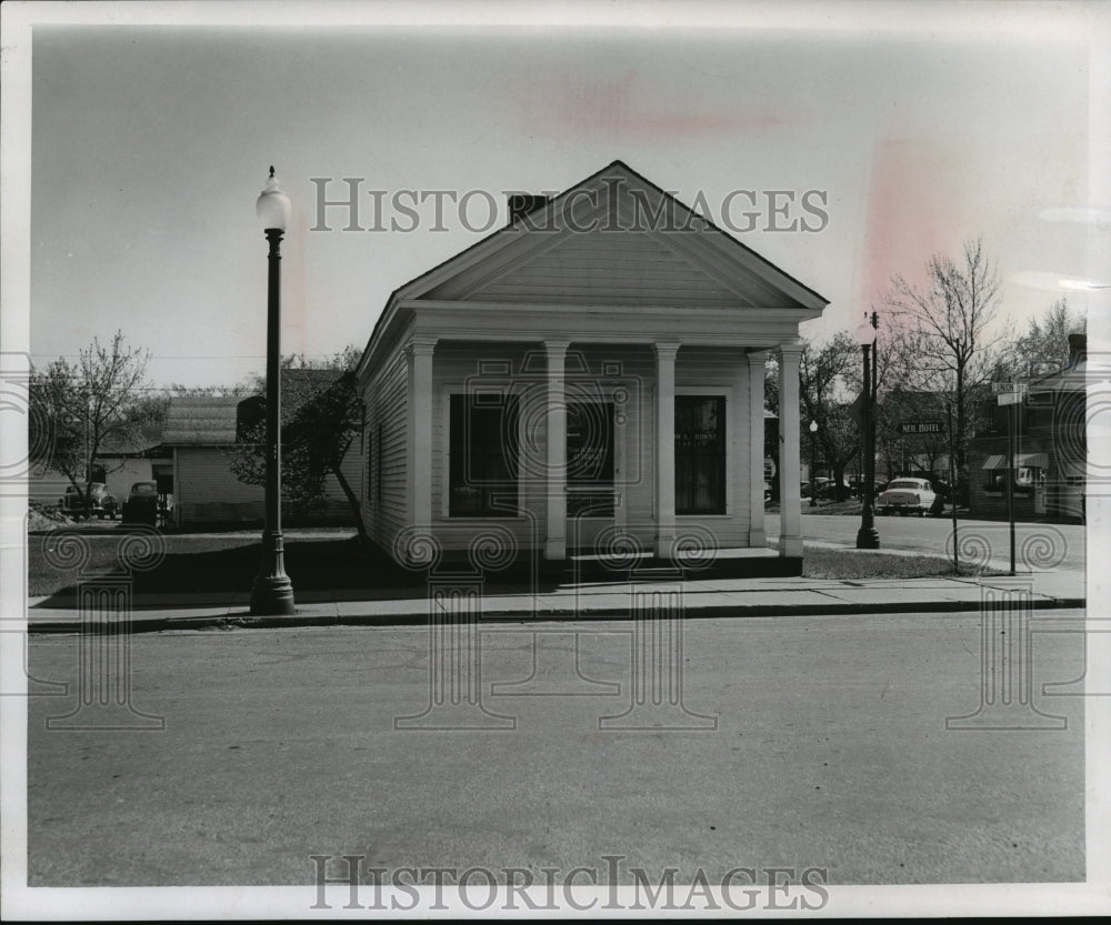 1957 Press Photo Chairmaine Lodge, Formerly A Minor Seminary in Waupaca