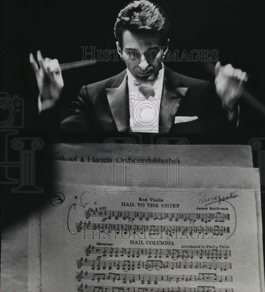 1964 Press Photo Conductor, Harry John Brown, in concert in Milwaukee.- Historic Images