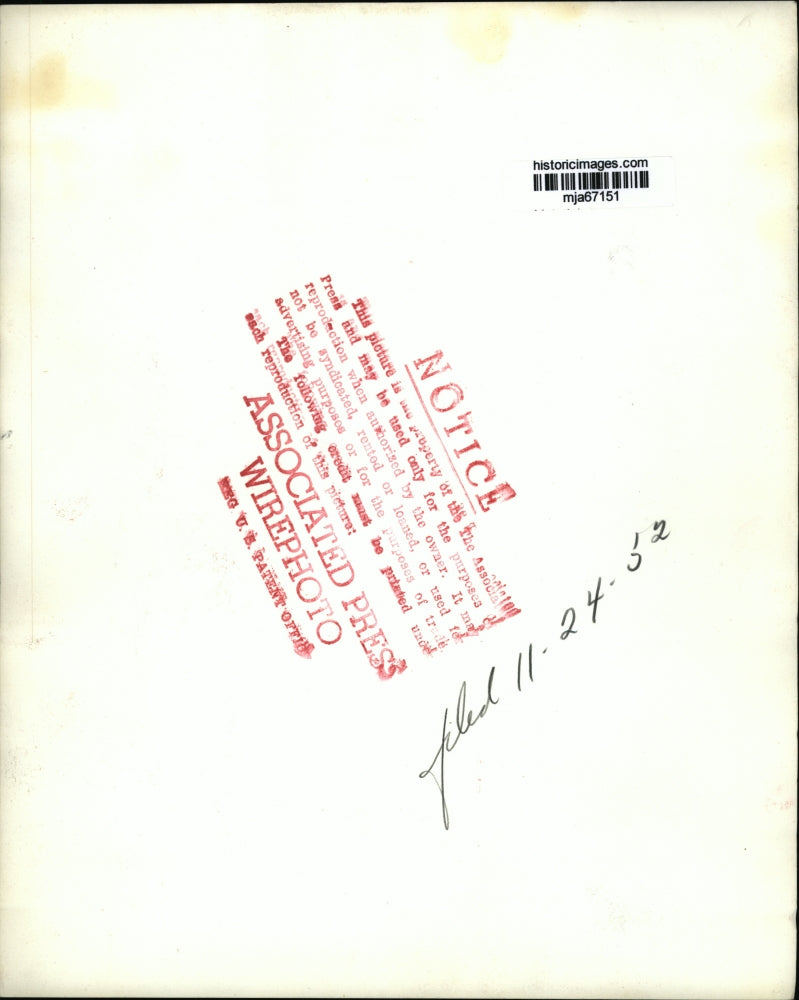 1952 Press Photo Attorney General Herbert Brownell Jr at Eisenhower Headquarters