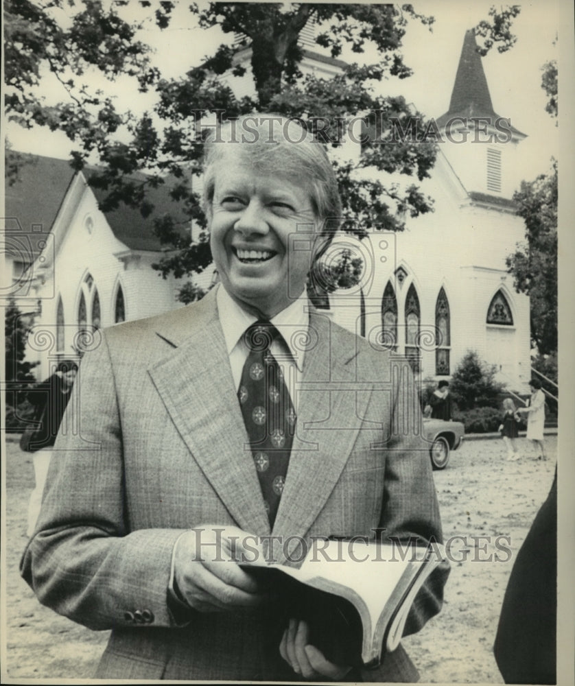 1977 Press Photo President-Elect Jimmy Carter After Church, Plains, Georgia- Historic Images