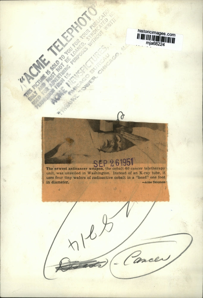 1951 Press Photo Cobalt-60 Cancer Teletherapy Unit Presentation in Washington