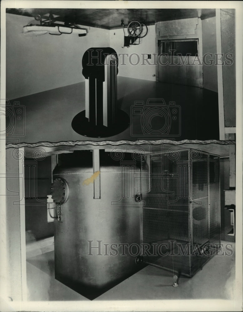 1941 Press Photo Upper and Ground Floor of X-Ray Tube in Los Angeles - mja68225- Historic Images