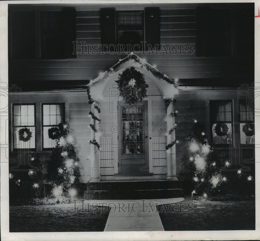 1952 Press Photo - mja68579- Historic Images