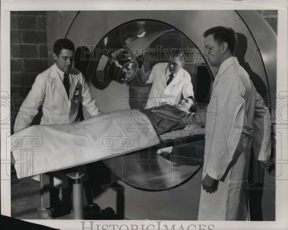 1953 Press Photo Argonne Cancer Research Hospital Cancer Treatment Machine- Historic Images