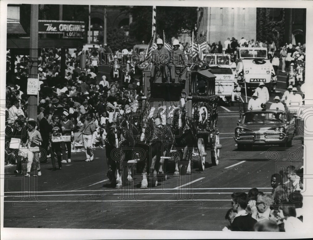 1966 Press Photo Circus Wagons in a Parade, Milwaukee - mja69541- Historic Images