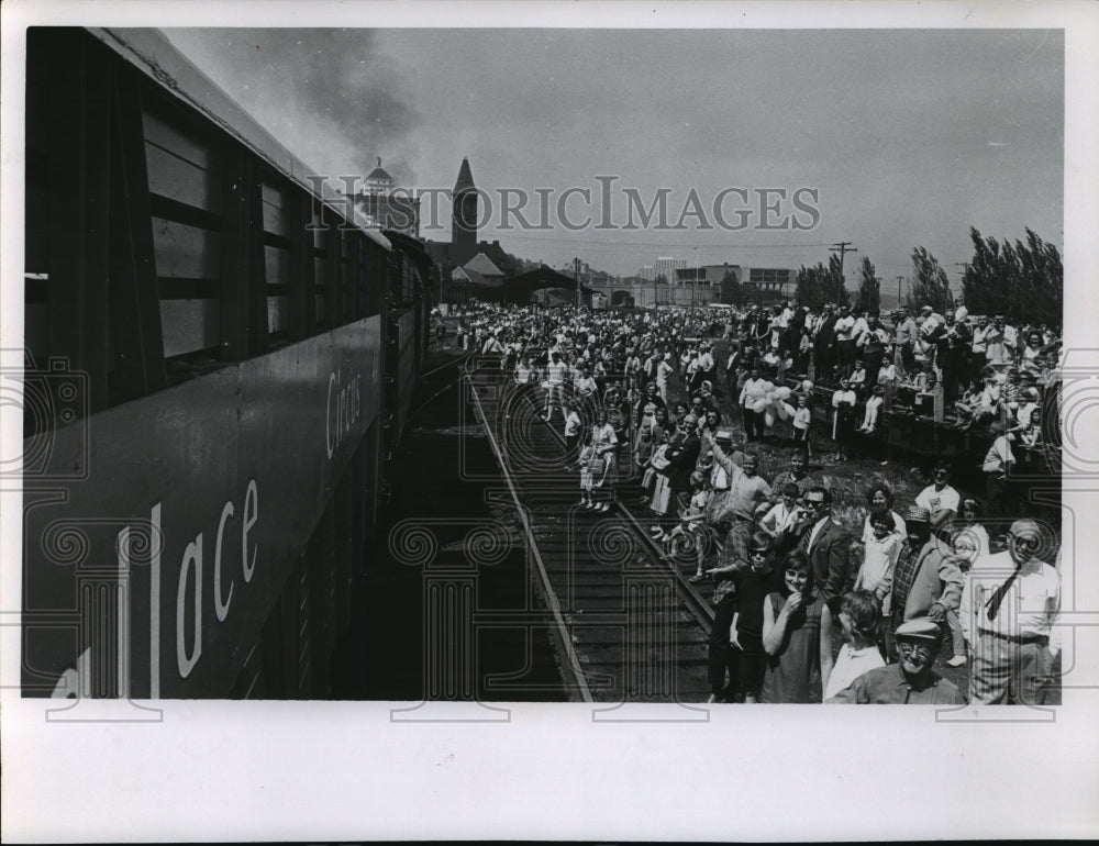 1966 Press Photo Circus Train Arriving in Milwaukee - mja69548- Historic Images