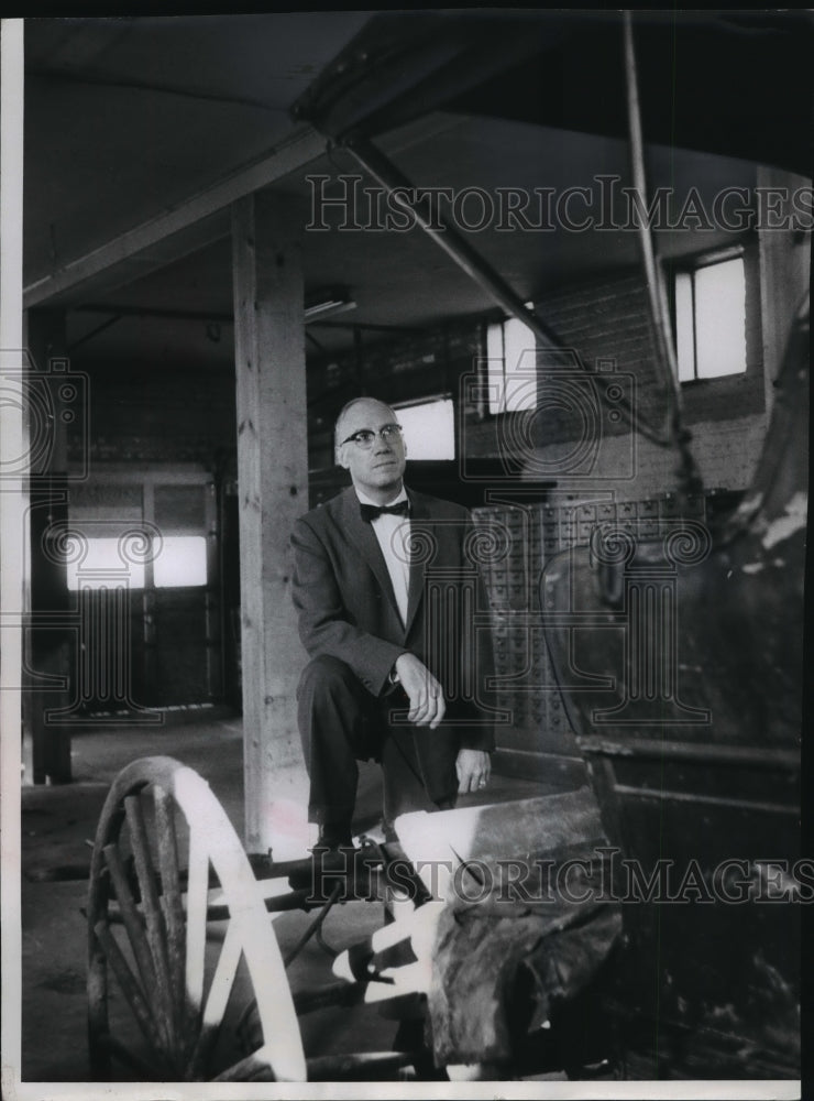 1958 Press Photo Clark Wilkinson, Secretary at the Circus World Museum, Baraboo- Historic Images