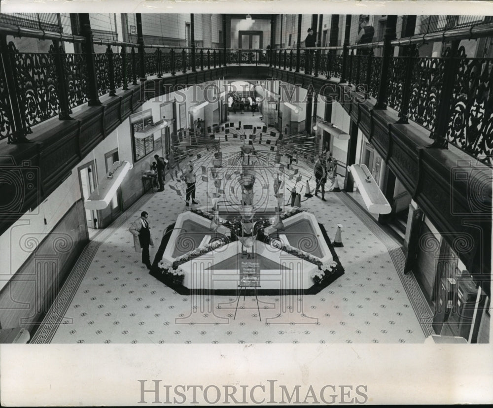 1967 Press Photo New Fountain installed in the Rotunda, in Milwaukee&#39;s City Hall- Historic Images