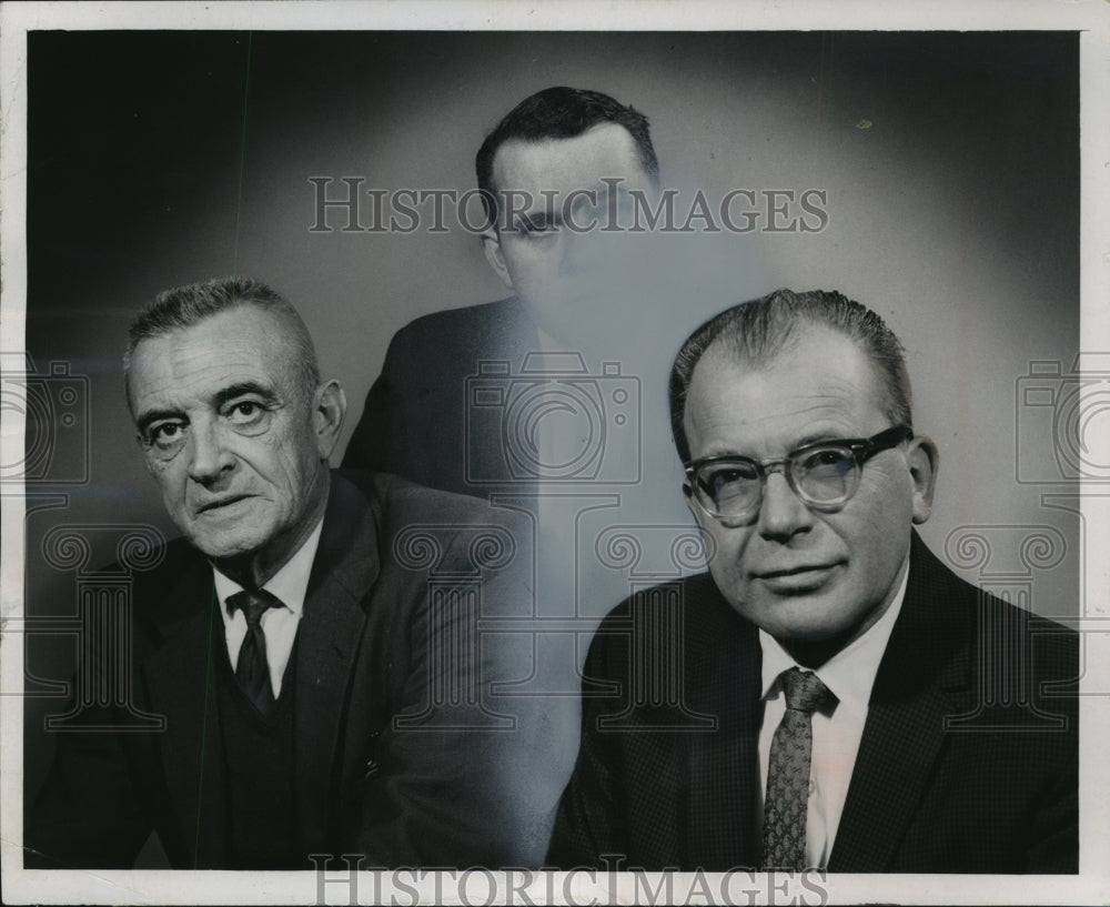 1964 Press Photo Ludwig Cinatl Jr., &amp; others, develop Picture Journal Flag Map- Historic Images