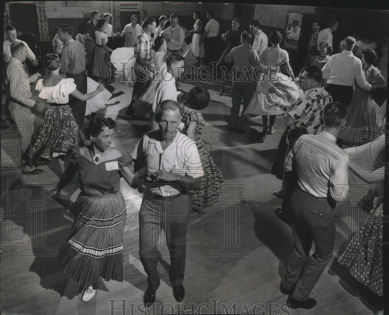 Load image into Gallery viewer, 1955 Press Photo Square Dancers and Callers Completed United Squares Vacation
