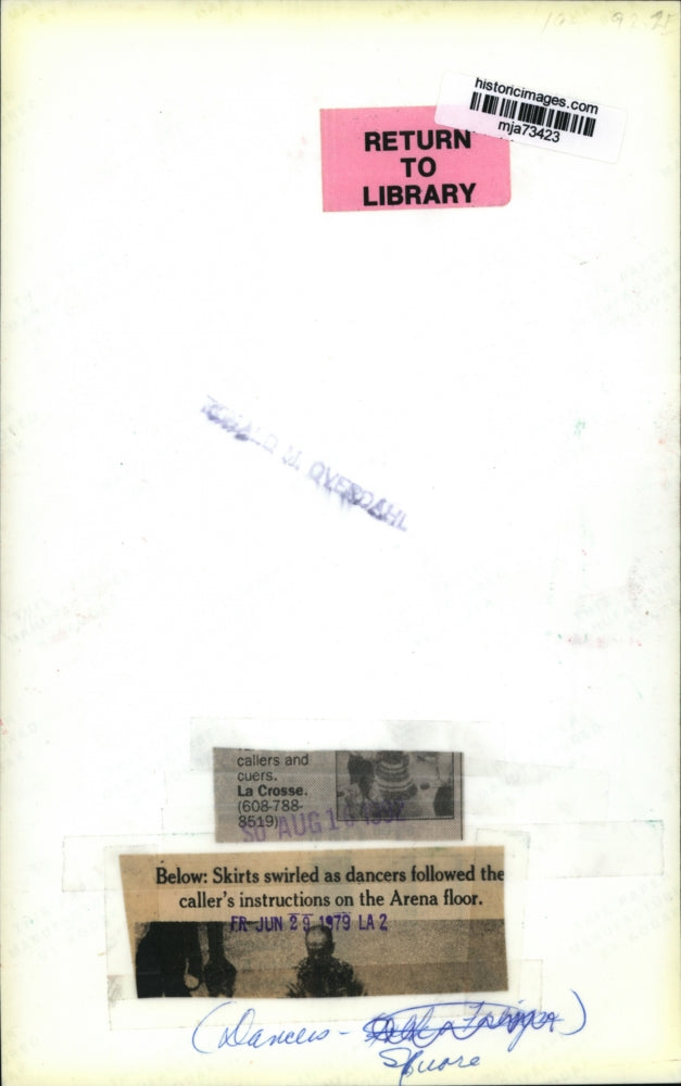 1979 Press Photo Square Dancers on Arena Floor - mja73423