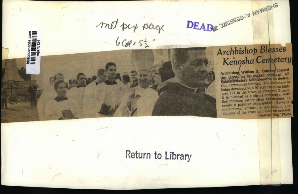 1964 Press Photo Archbishop William E. Cousins blessed the crowd in cemetery