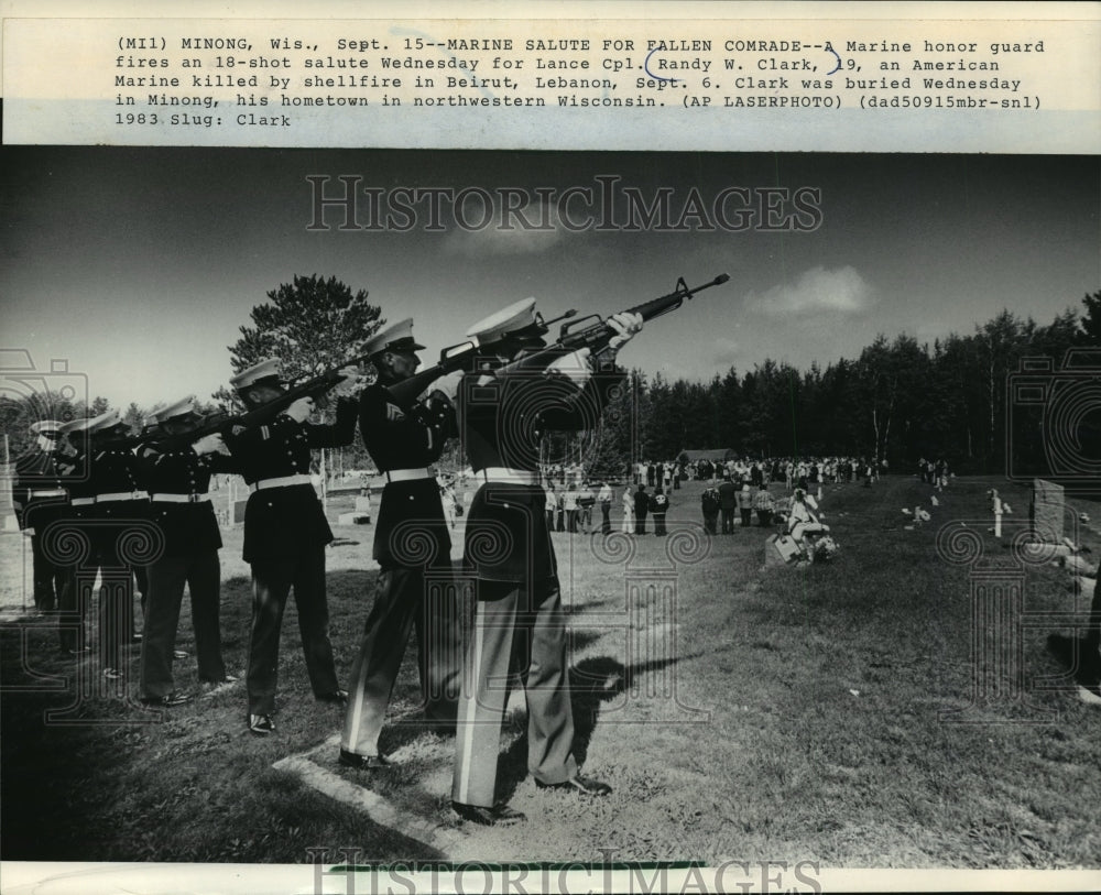 1983 Press Photo Marine salute for a fallen comrade in Minong, Wisconsin- Historic Images