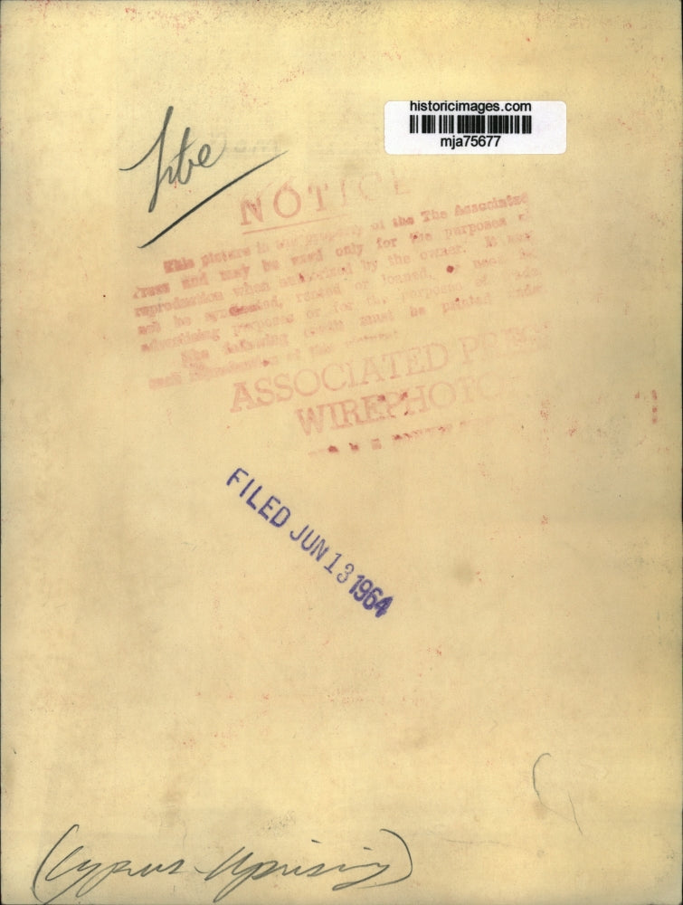 1964 Press Photo Turkish Cypriots stand watch in case of Greek Cypriot attacks