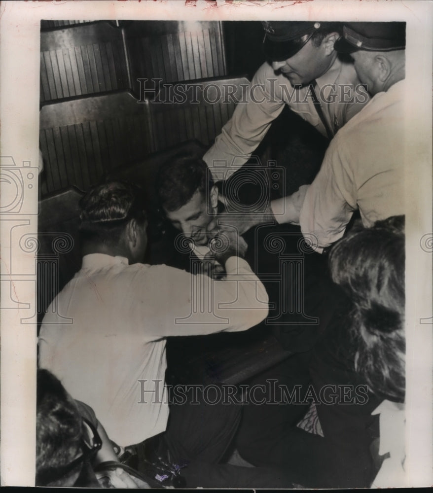 1963 Press Photo Officers forcefully remove a man from House subcommittee- Historic Images