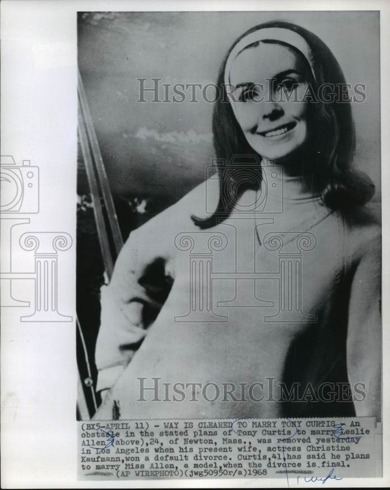 1968 Press Photo Obstacle in stated plans of Tony Curtis to marry Leslie Allen- Historic Images