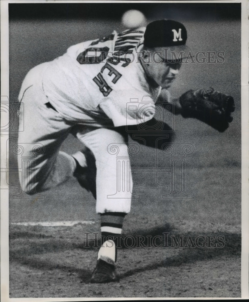 1964 Press Photo Tony Cloninger Pitching a Baseball Towards Batter - mja76027- Historic Images