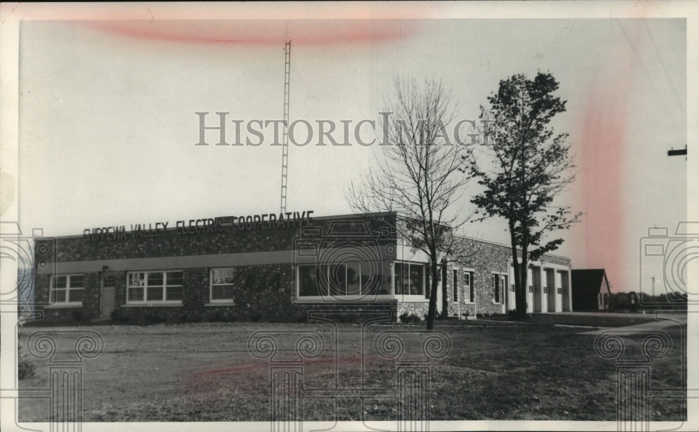 1953 Press Photo Chippewa Valley Electric Cooperative in Cornell- Historic Images