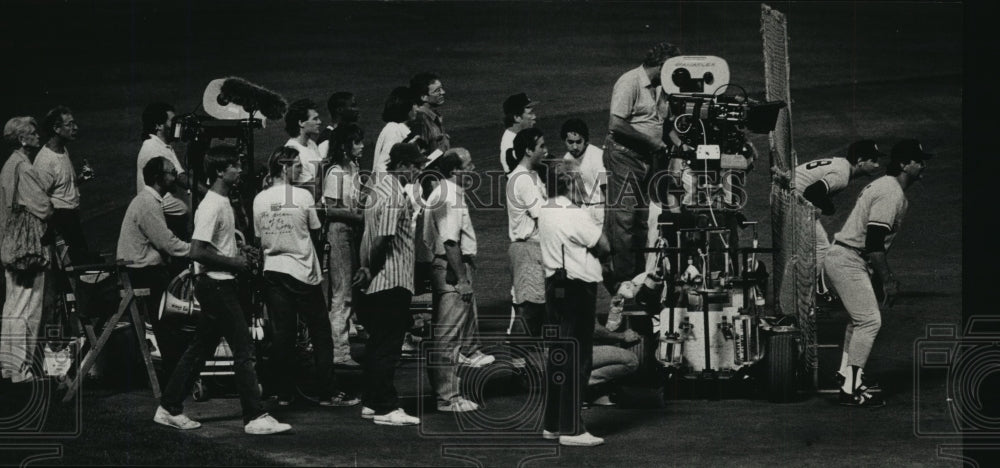 1988 Press Photo &quot;Major League&quot; Film Crew Behind a Camera Near Third Base- Historic Images