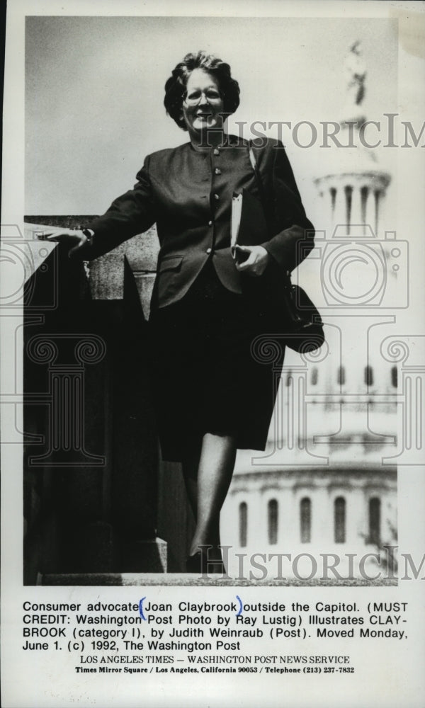 1992 Press Photo Consumer advocate Joan Claybrook outside the Capitol- Historic Images