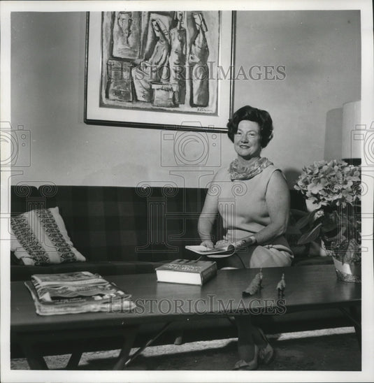 1968 Press Photo Wilbur J. Cohen has a full schedule of her welfare projects. - Historic Images