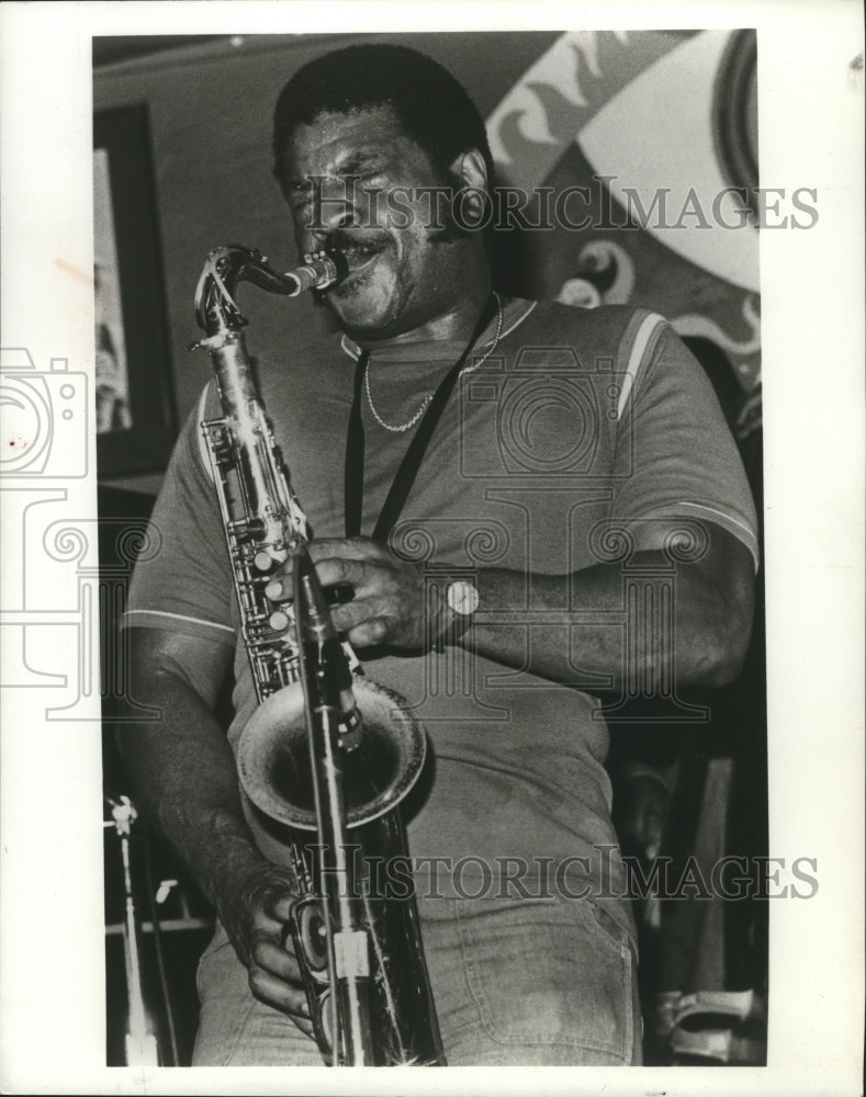 1980 Press Photo George Coleman playing his saxophone - Historic Images