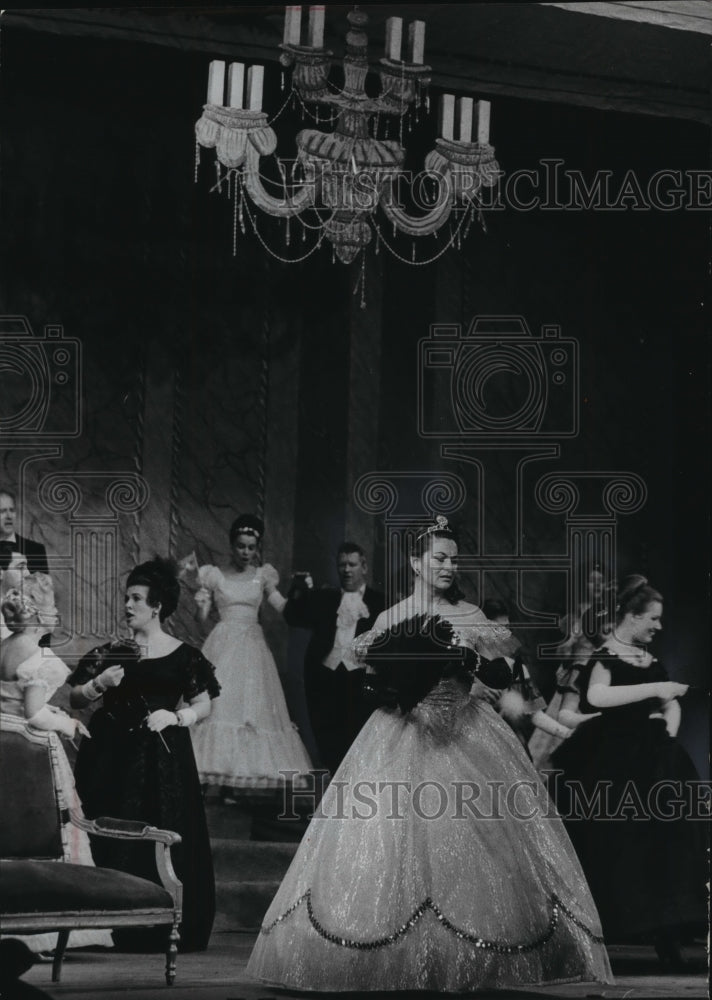1966 Press Photo Raquel Montalvo during dress rehearsal of opera- Historic Images