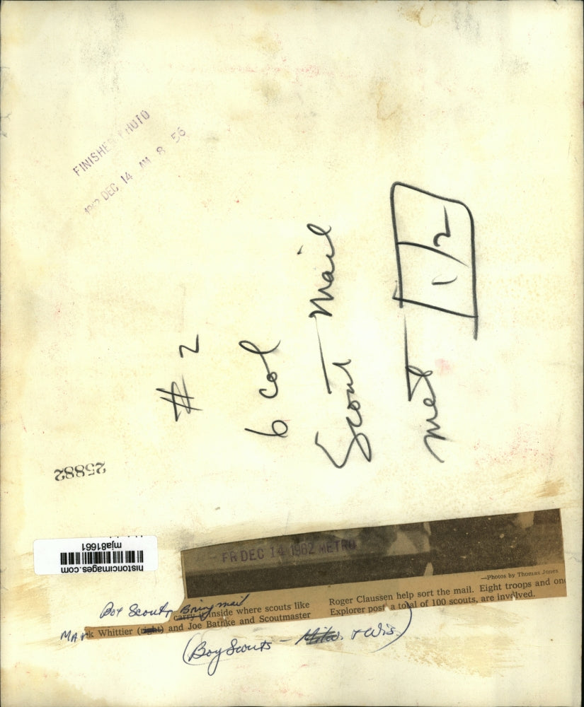 1962 Press Photo Boy Scouts of Various Troops Work Together to Sort The Mail