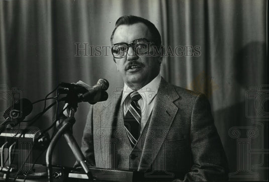 1980 Press Photo Milwaukee Hockey Admirals' General Manager Bill Chimo- Historic Images