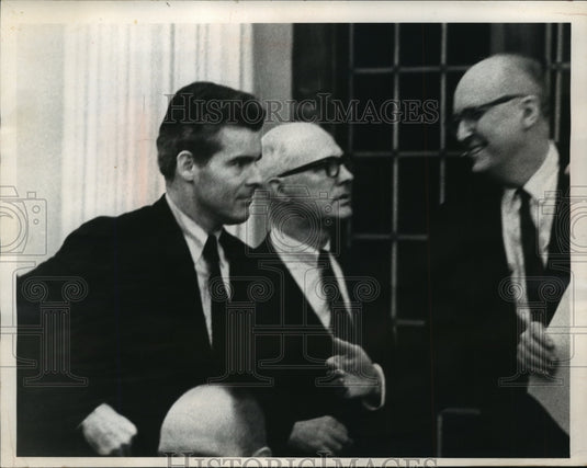1968 Press Photo University of Wisconsin President, & Football Coach John Coatta- Historic Images