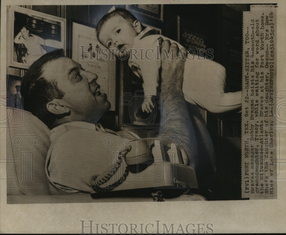 1964 Press Photo Braves Manager Bobby Bragan and granddaughter Tracy - mja81991- Historic Images