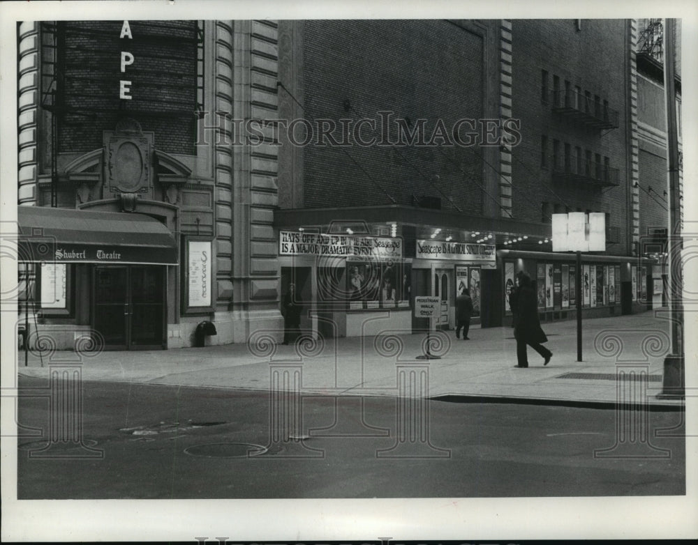 1975 Press Photo Times Square, New York City- Historic Images