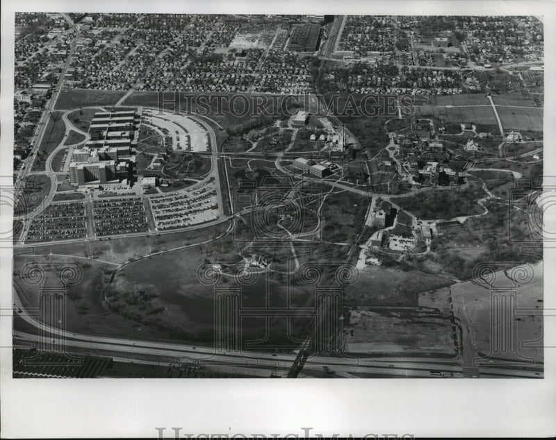 Load image into Gallery viewer, 1974 Press Photo Zablocki Veterans Administration Center Buildings, Aerial View
