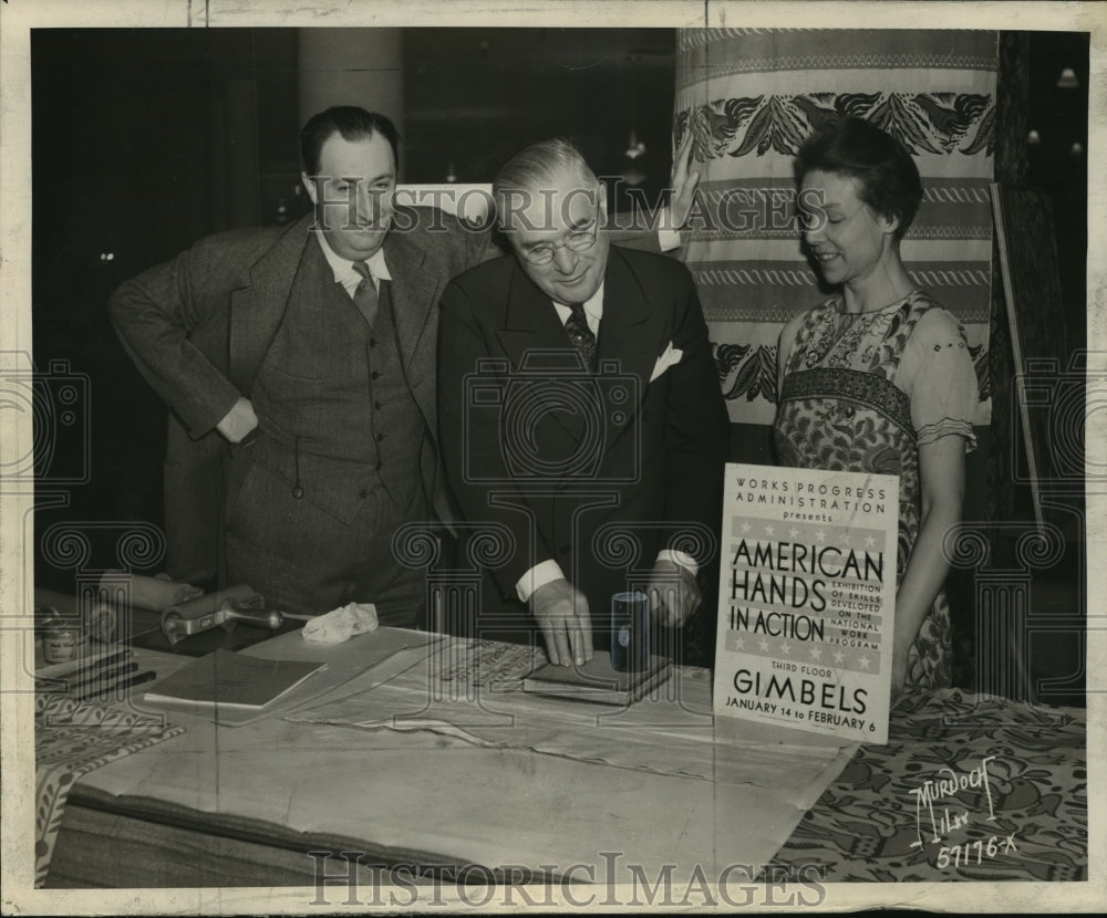 1938 Press Photo Charles Zadok And Gov Julius Heil At American Hands In Action - Historic Images