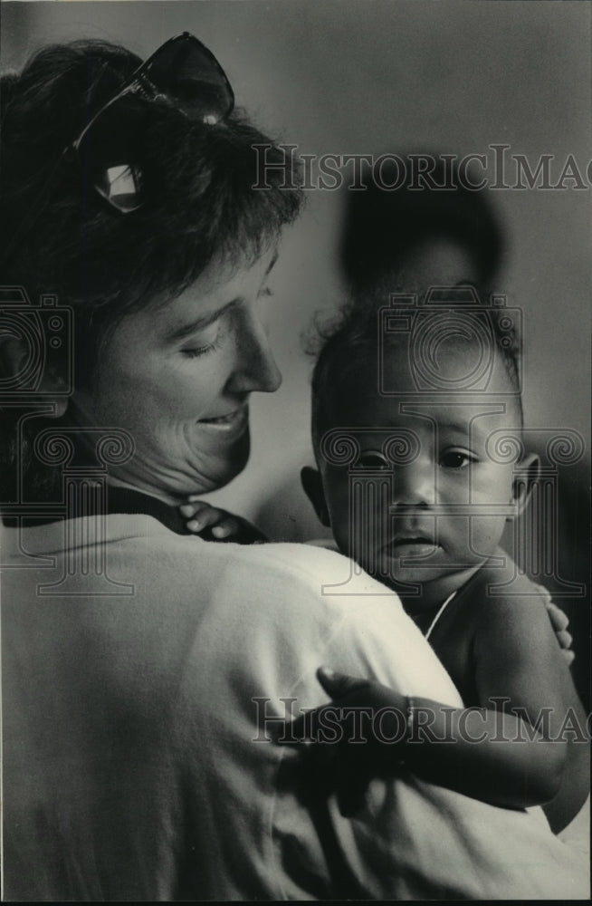 1987 Press Photo Journal Reporter Margaret Kissinger- Historic Images