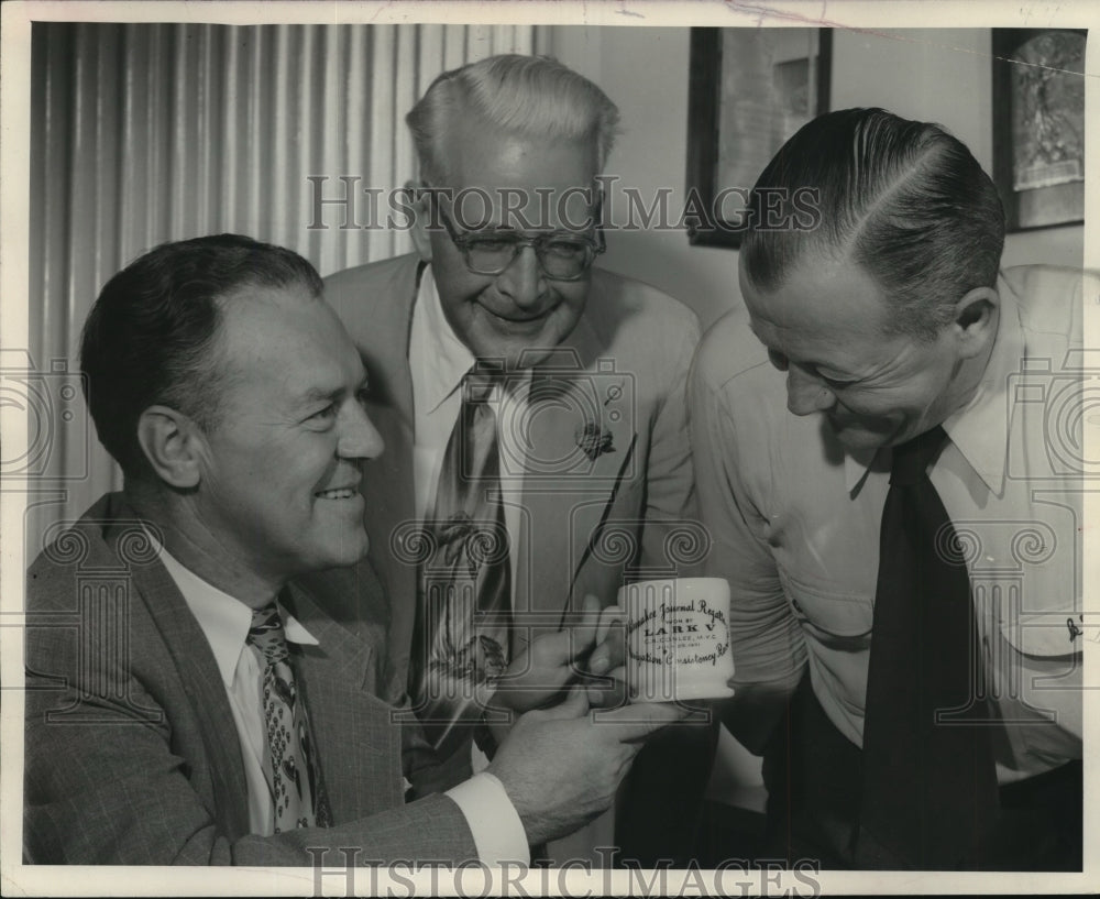 1951 Press Photo Court Conlee Wins Navigation and Consistence in Yacht Regatta- Historic Images