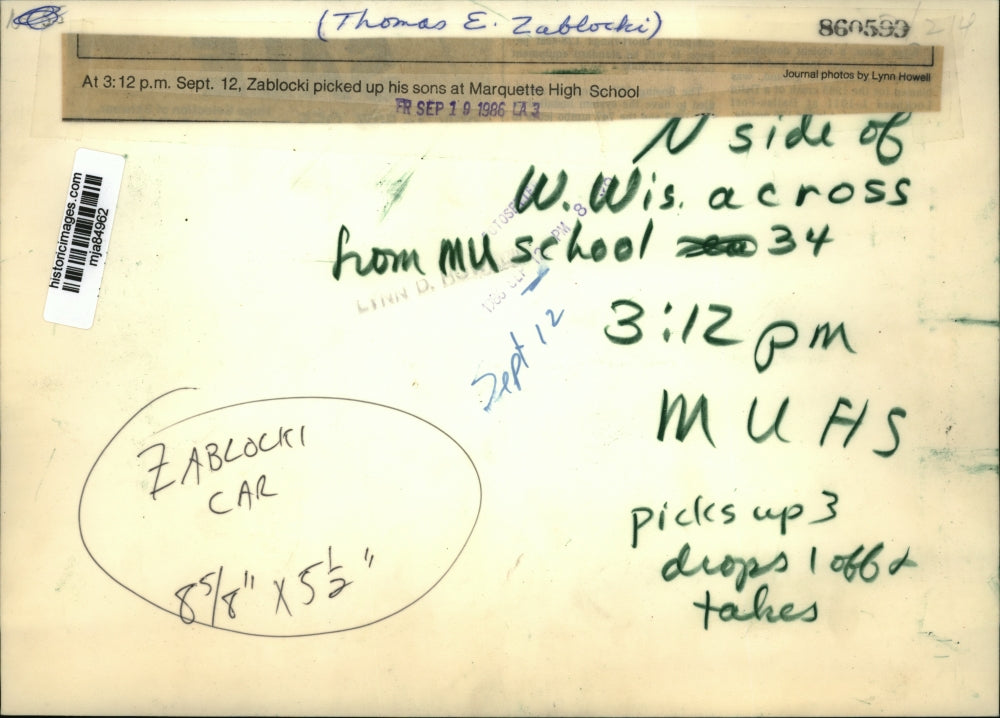 1936 Press Photo Thomas Zablocki Picking Up Sons at Marquette High School