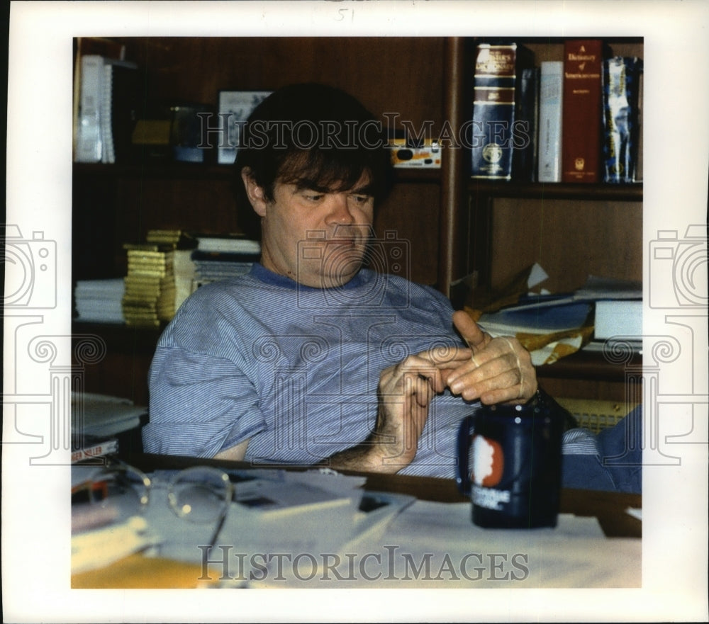 1992 Press Photo Garrison Keillor back home in Pierce County in Wisconsin- Historic Images