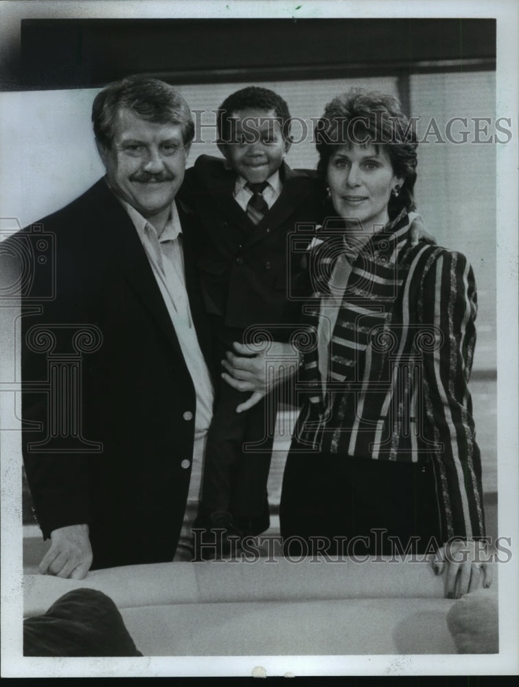 1983 Press Photo Alex Karras, Emmanuel Lewis, Susan Clark; "Webster" premiere- Historic Images