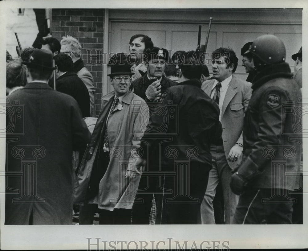 1974 Press Photo Suspected Police Killer, Jacob Cohen, killed by FBI - mja86466