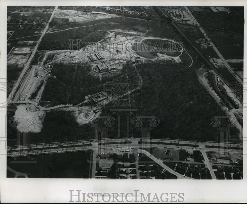 Load image into Gallery viewer, 1960 Press Photo Aerial view of the new Milwaukee Zoo - mja87035

